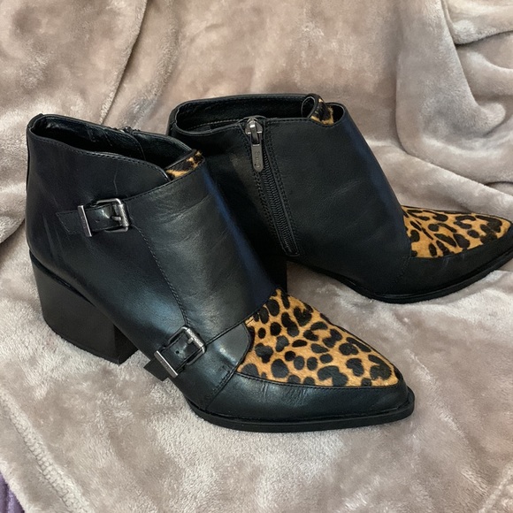 Circus by Sam Edelman Black Leopard Ankle Booties - Picture 10 of 10
